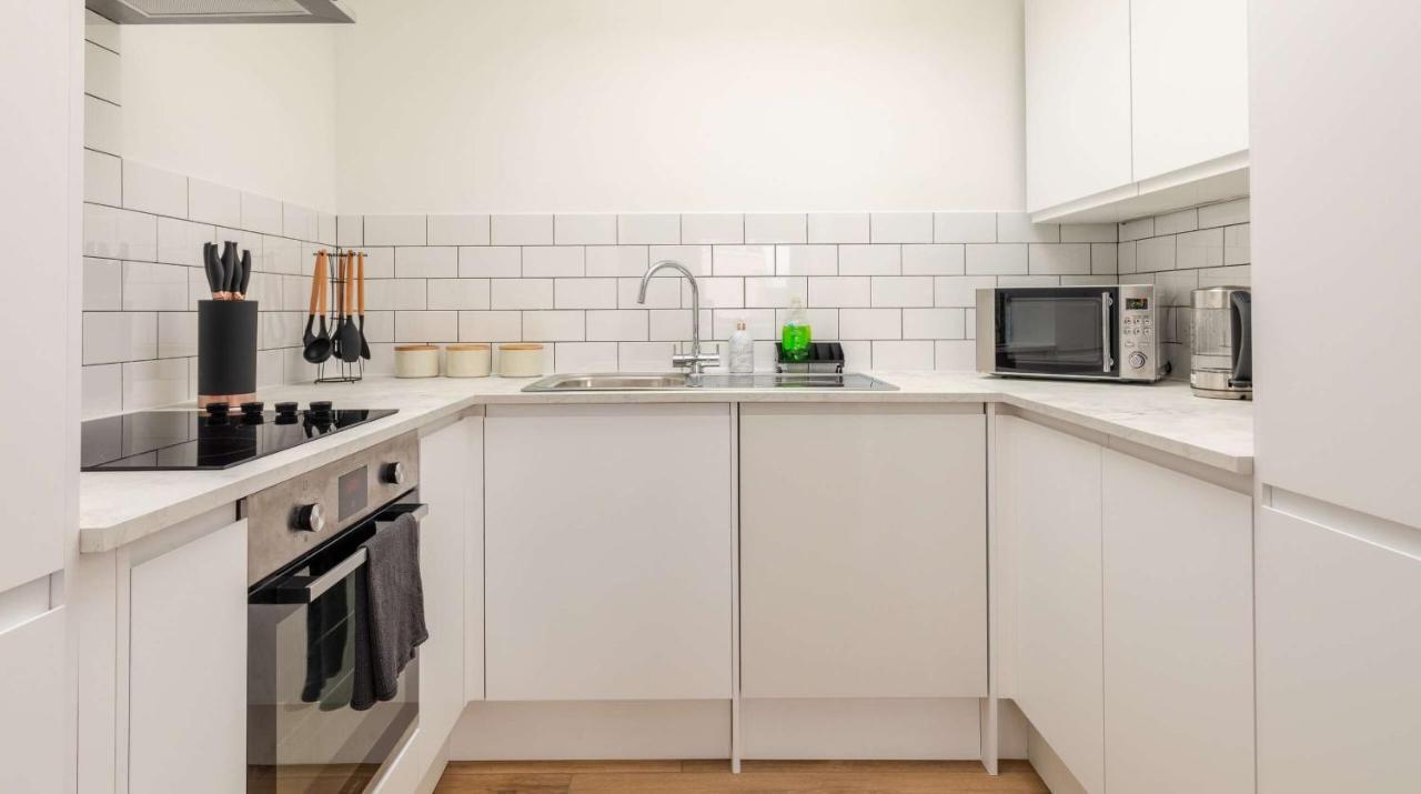 One Bed Top Floor, Brand New, Central Old Town Hastings Esterno foto